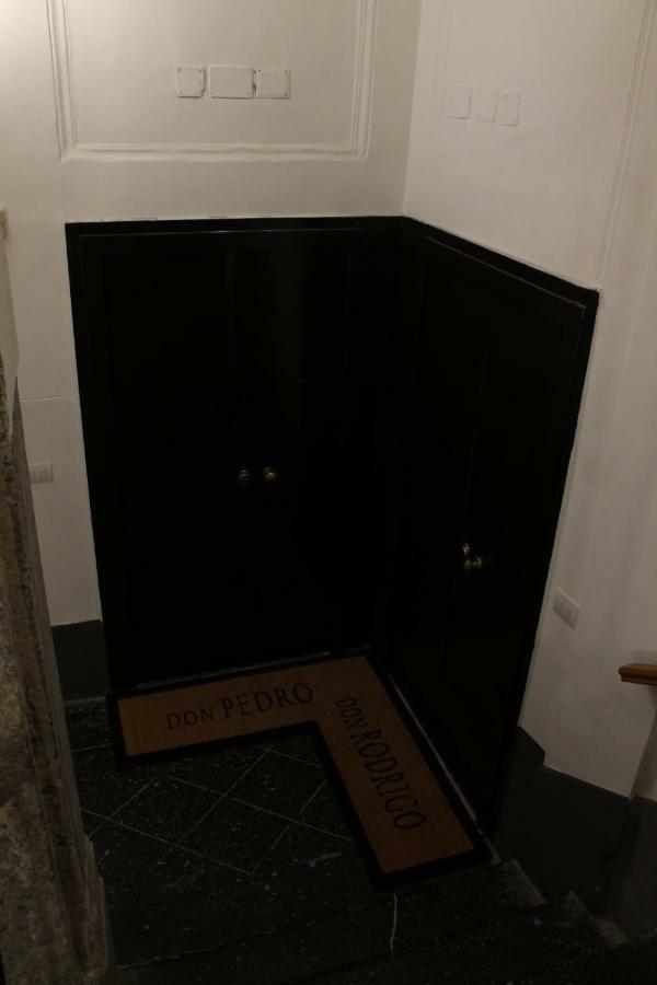 Vila Il Cavaliere Di Toledo Neapol Exteriér fotografie